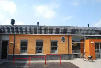 low-pitched roofs