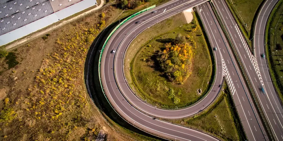 Road asphalt modification
