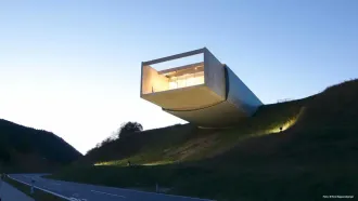 intensive green roof  Liaunig Museum